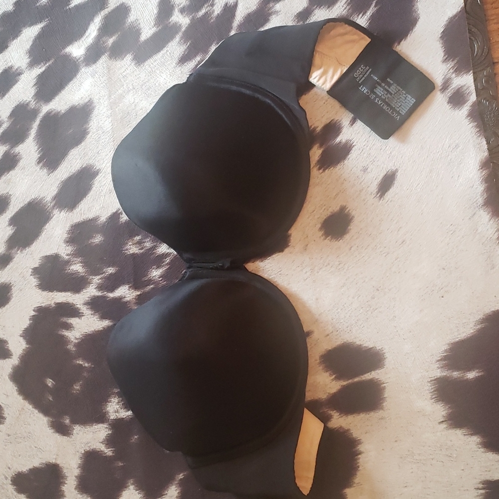Victoria secret 32DD Bra